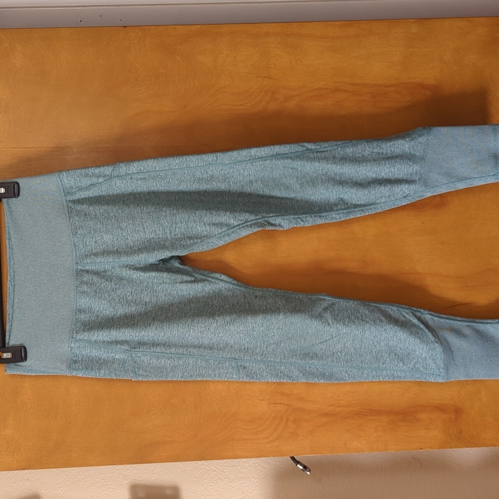 Leggings with pockets